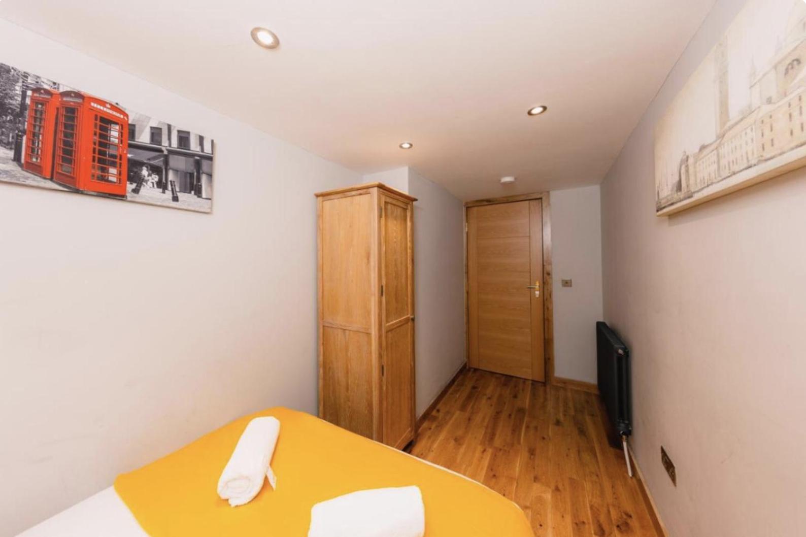 Superb Luxury Apartment By Canal - Central Edimburgo Esterno foto