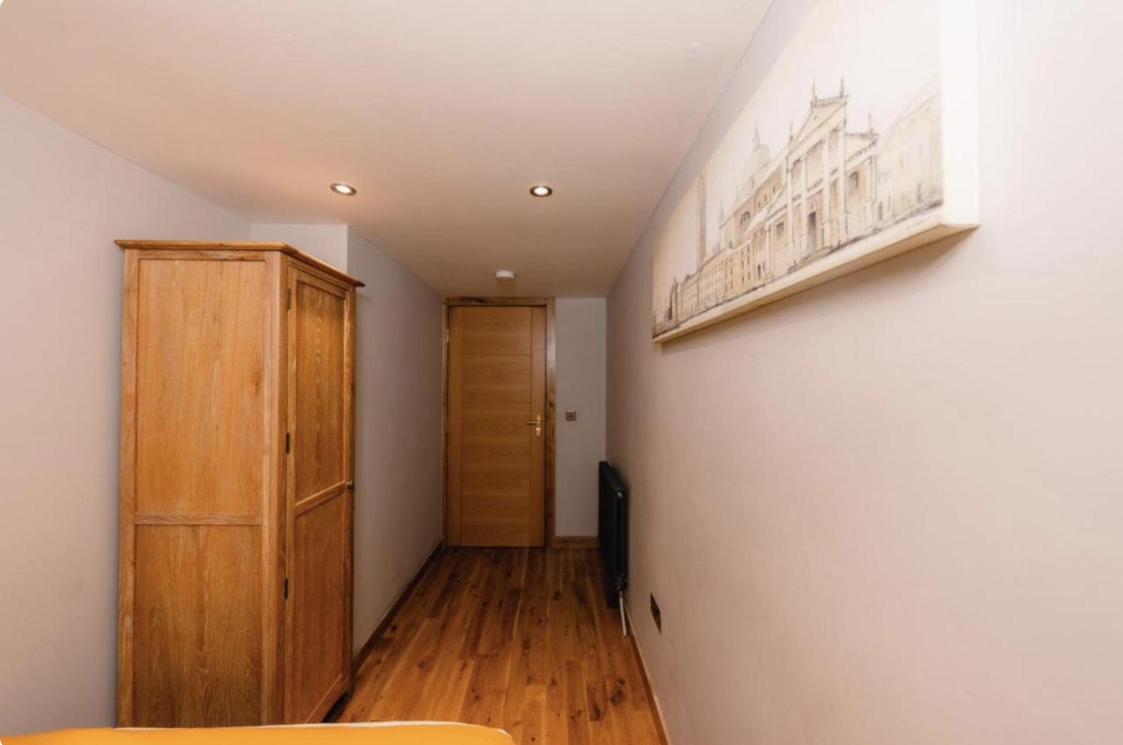 Superb Luxury Apartment By Canal - Central Edimburgo Esterno foto