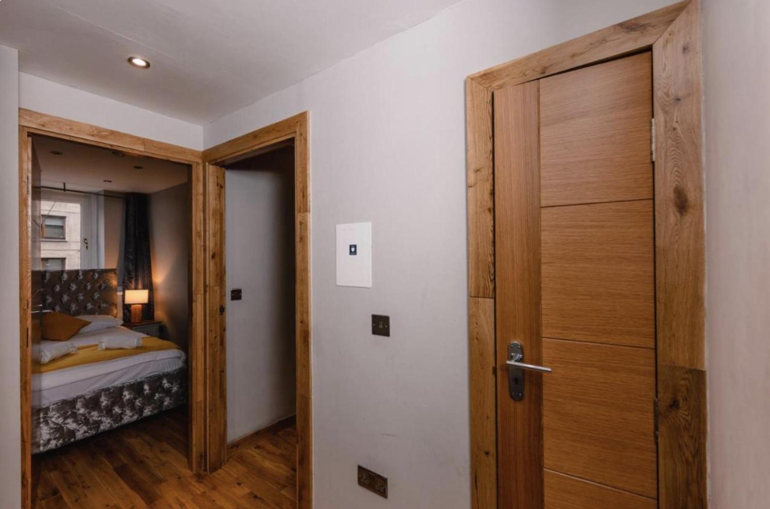 Superb Luxury Apartment By Canal - Central Edimburgo Esterno foto